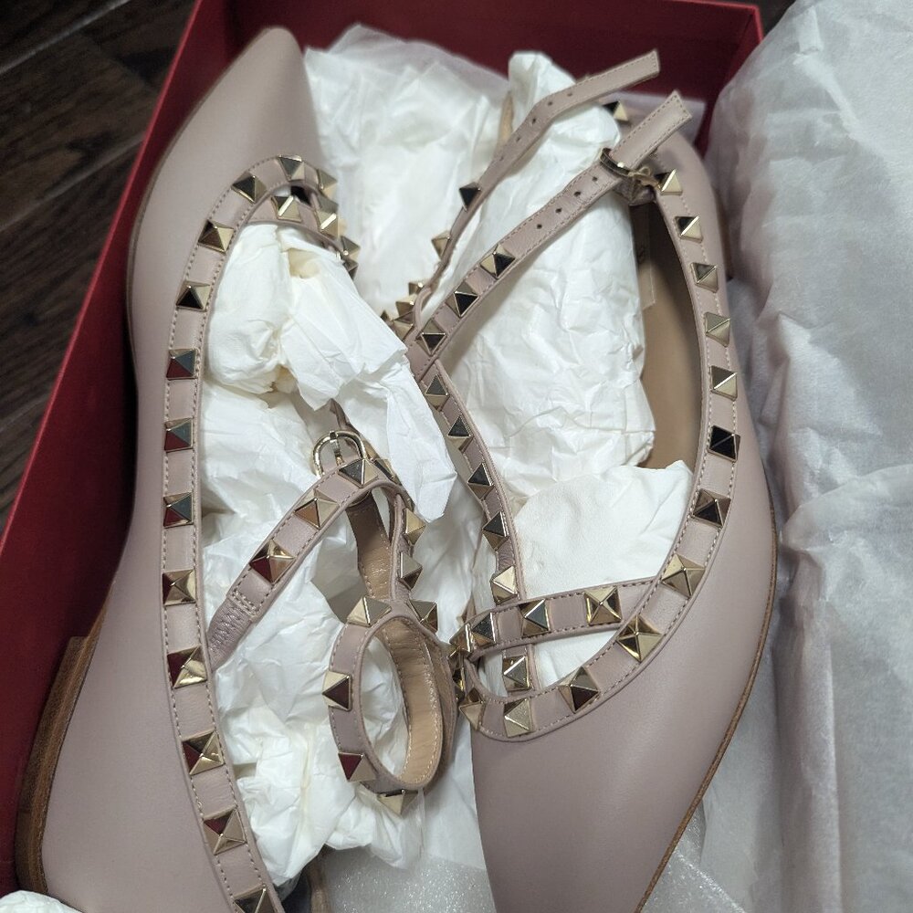 Valentino Rock Stud Caged Flats size 39